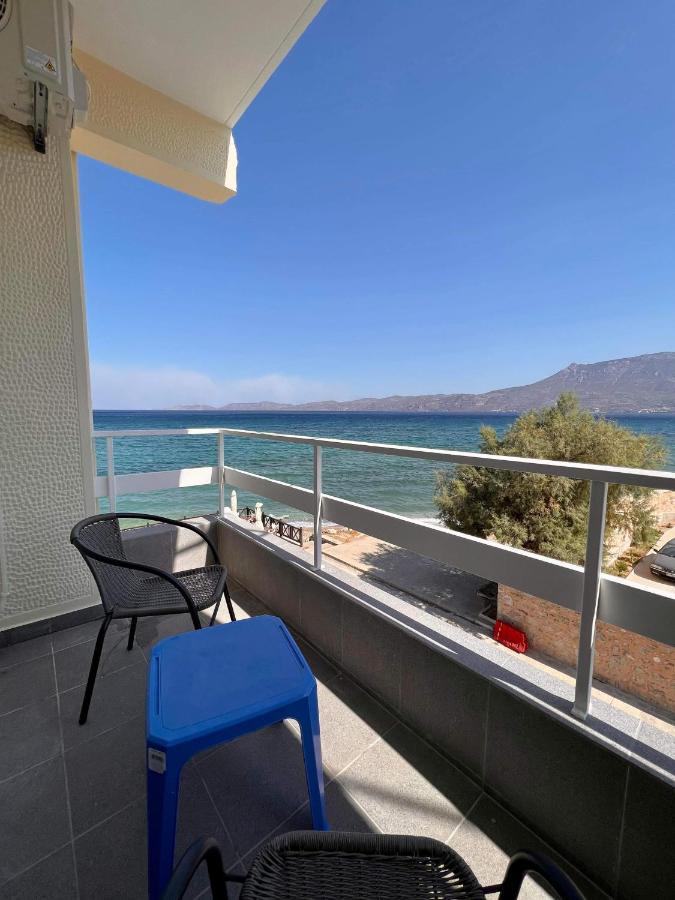 Beach Retreat In Town Corinth Eksteriør bilde